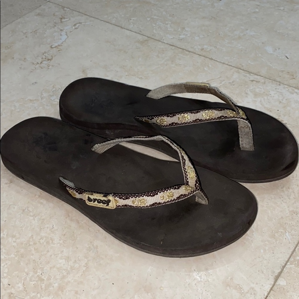 Reef Dark Brown with Gold and Tan Woven Fl…